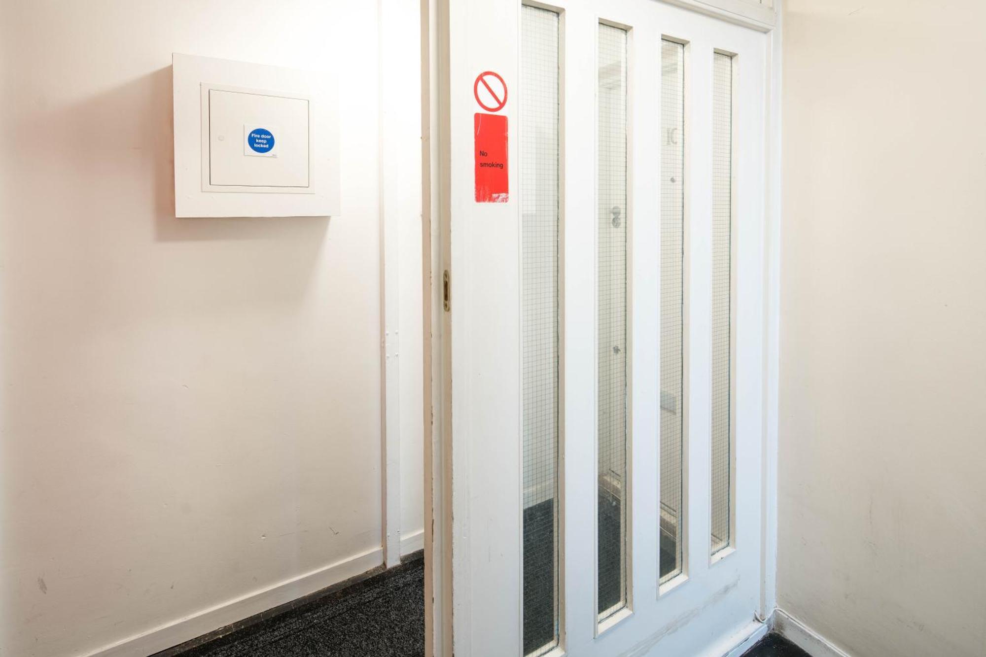Stylish With Wifi And Easy Access To * Londen