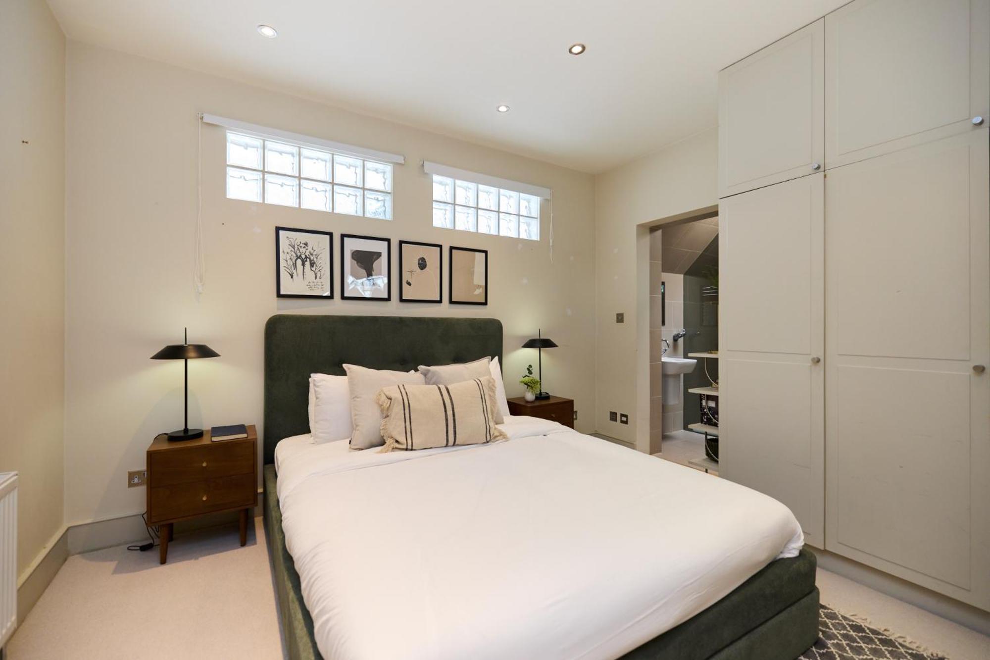 The Fulham Wharf - Glamorous 2bdr Flat With Garden Apartment *