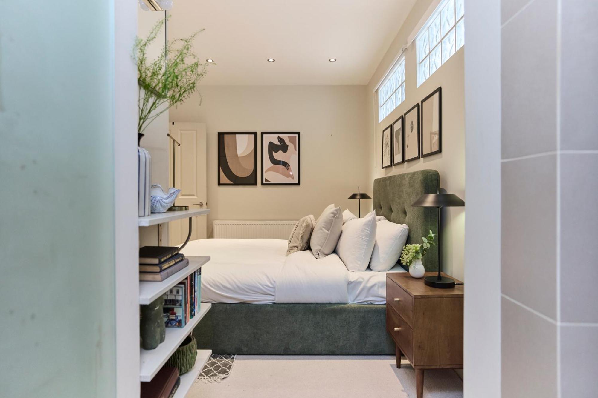 The Fulham Wharf - Glamorous 2bdr Flat With Garden Apartment London