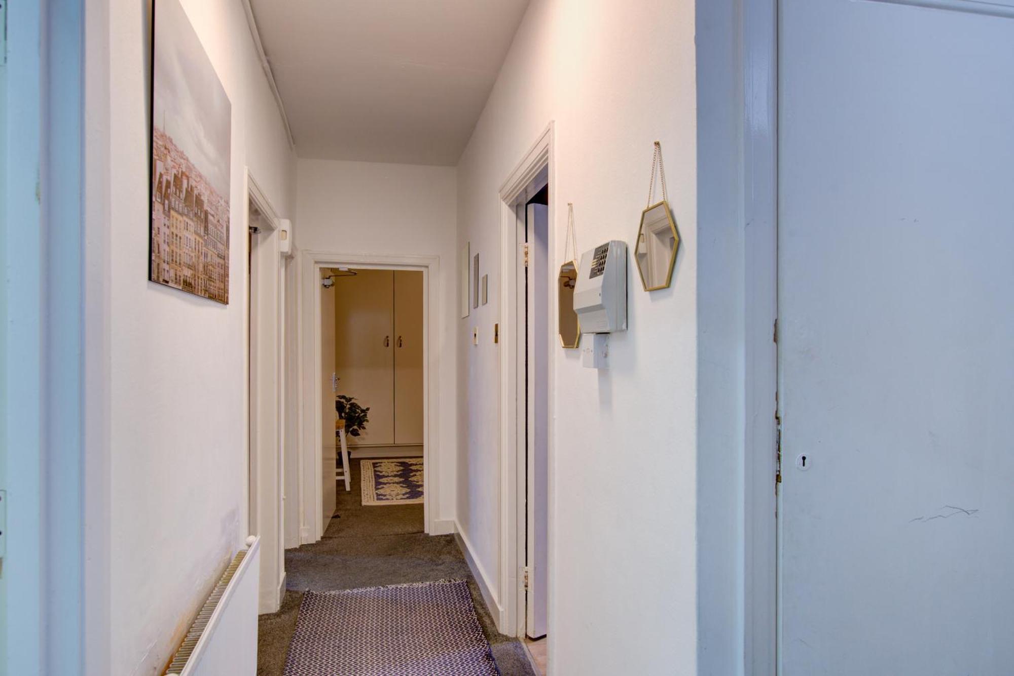 2 Bedroom And Living Edgware Road, Central Appartement *