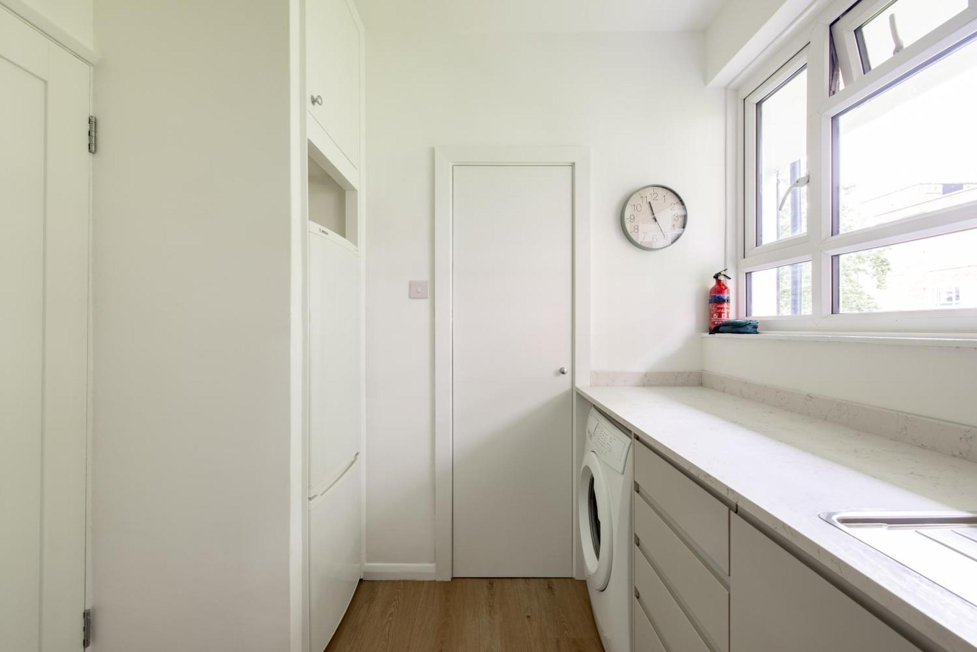Penthousestays Wimbledon - Chic 2 Bedroom King Bed With Balcony - 2 Mins From Wimbledon Tennis Club And Museum - Aeltc Appartement *