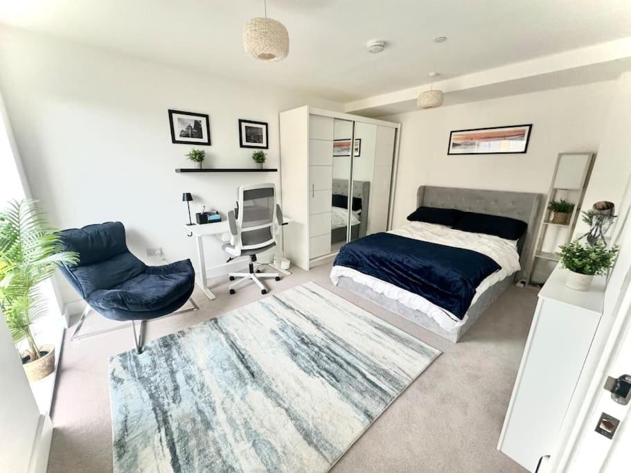 High-spec 1x Large Bedroom Appartement