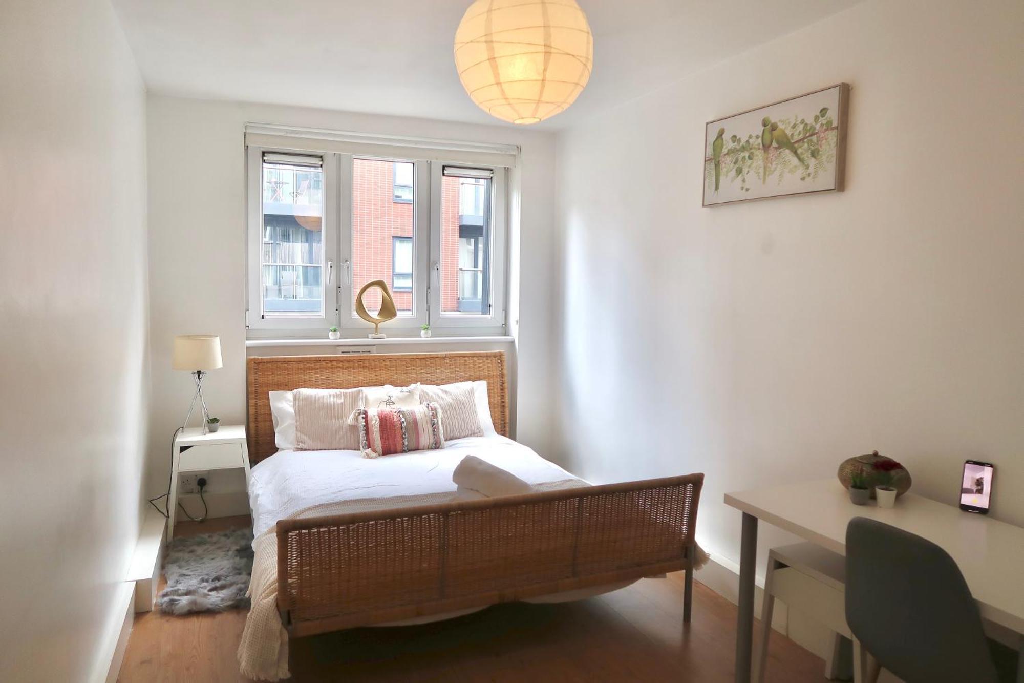 Apartment Chic 4-bed In Trendy Clerkenwell W Balcony And Walking Distance To Tube