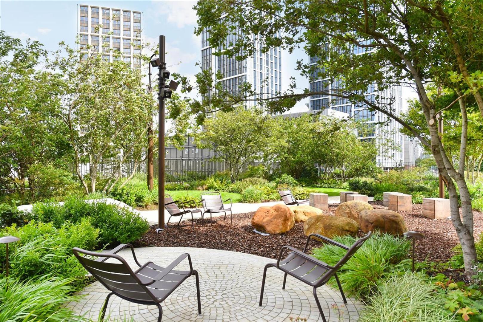 Apartment Duplex 3bed 3bath Modern Fast Wifi - Luxurylondonstays *