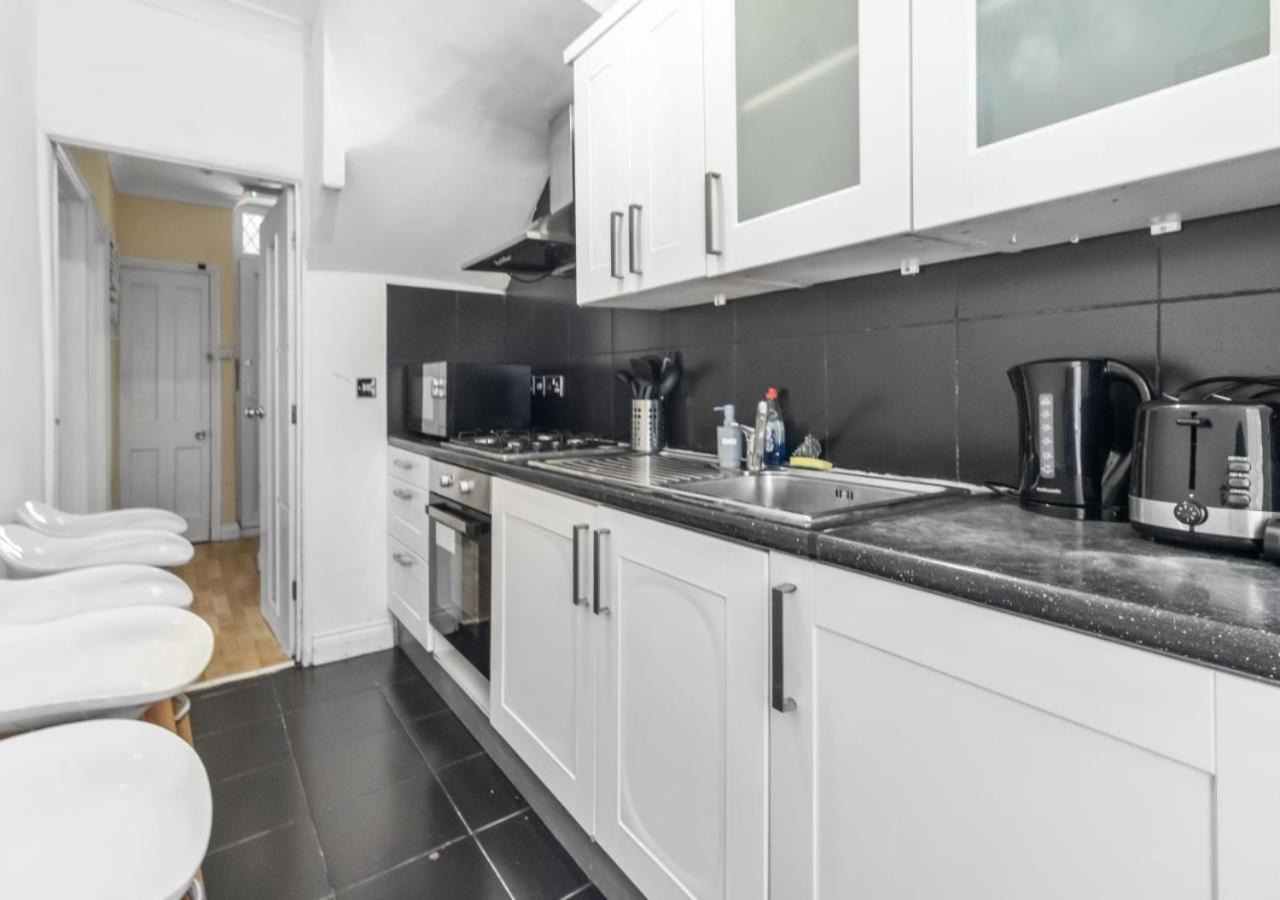 Appartamento The Roundway Styles & Cosy Private In