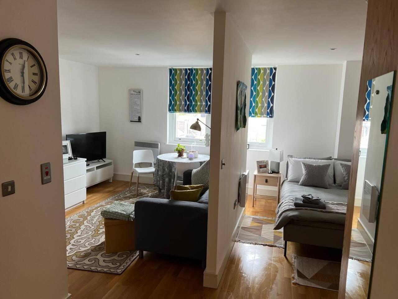 Stylish Flat Near Appartement Londres