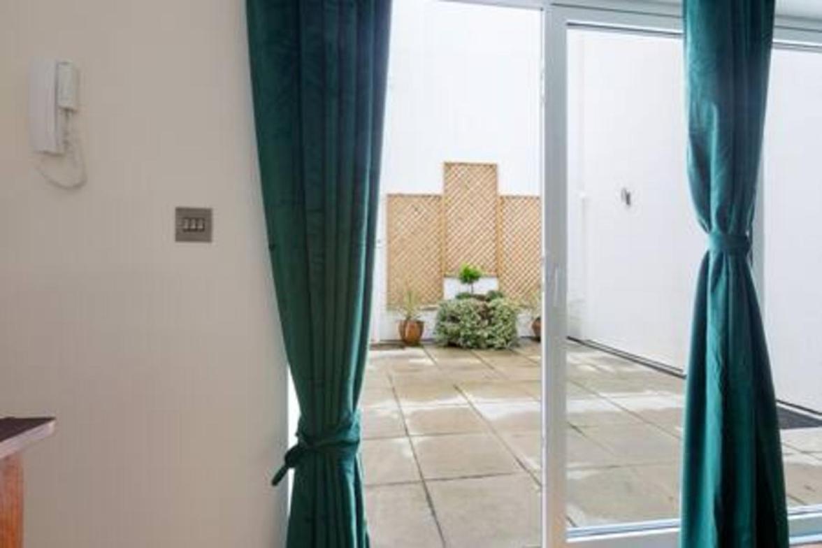 Modern And Large Oasis Flat In Camden With Patio Appartement *