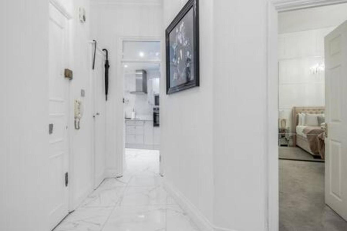 Beautiful Refurbished 2bed2bath Next To Hyde Park * London