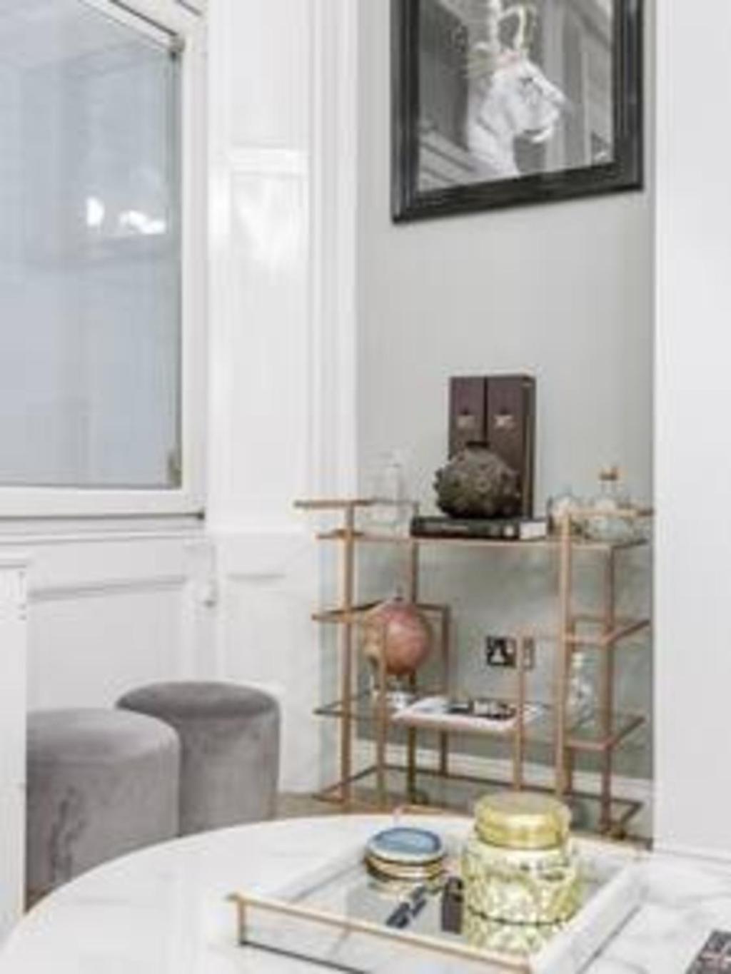 Beautiful Refurbished 2bed2bath Next To Hyde Park Apartment London