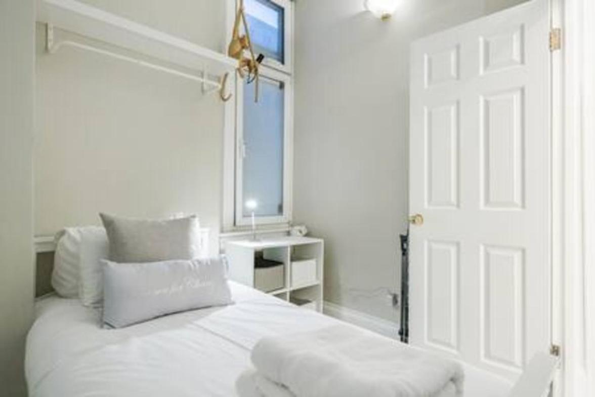 Apartment Beautiful Refurbished 2bed2bath Next To Hyde Park London