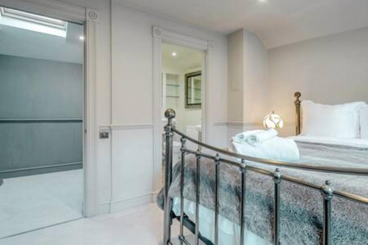 Semesterbostad Fabulous Oasis For Unique Experience In Clapham *
