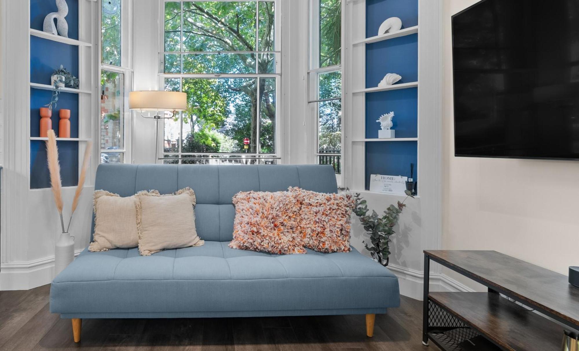Vichy - The Hampstead Star | Prime Location Lejlighed *