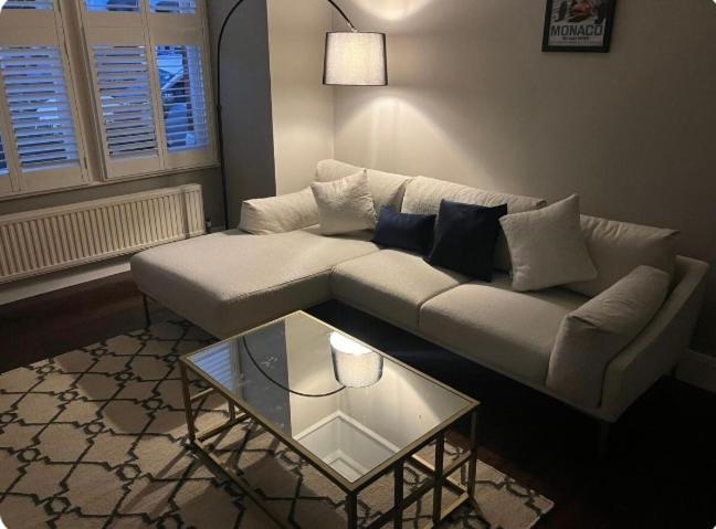 Southfields Garden Flat - 5 Minutes From Wimbledon Tennis Apartment London