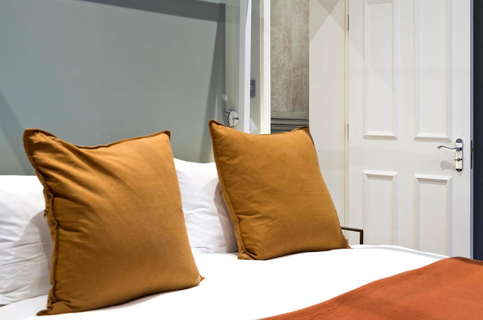 Attractive 1-bed Flat In Prestige Knightsbridge Lejlighed London