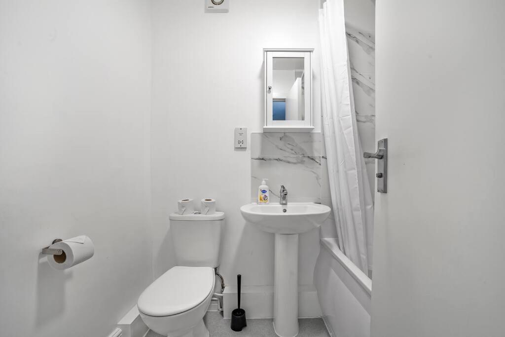 Lejlighed Modern Semi-studio Flat In Historic Setting