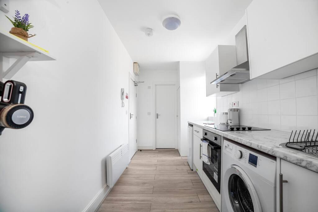 Modern Semi-studio Flat In Historic Setting Lejlighed