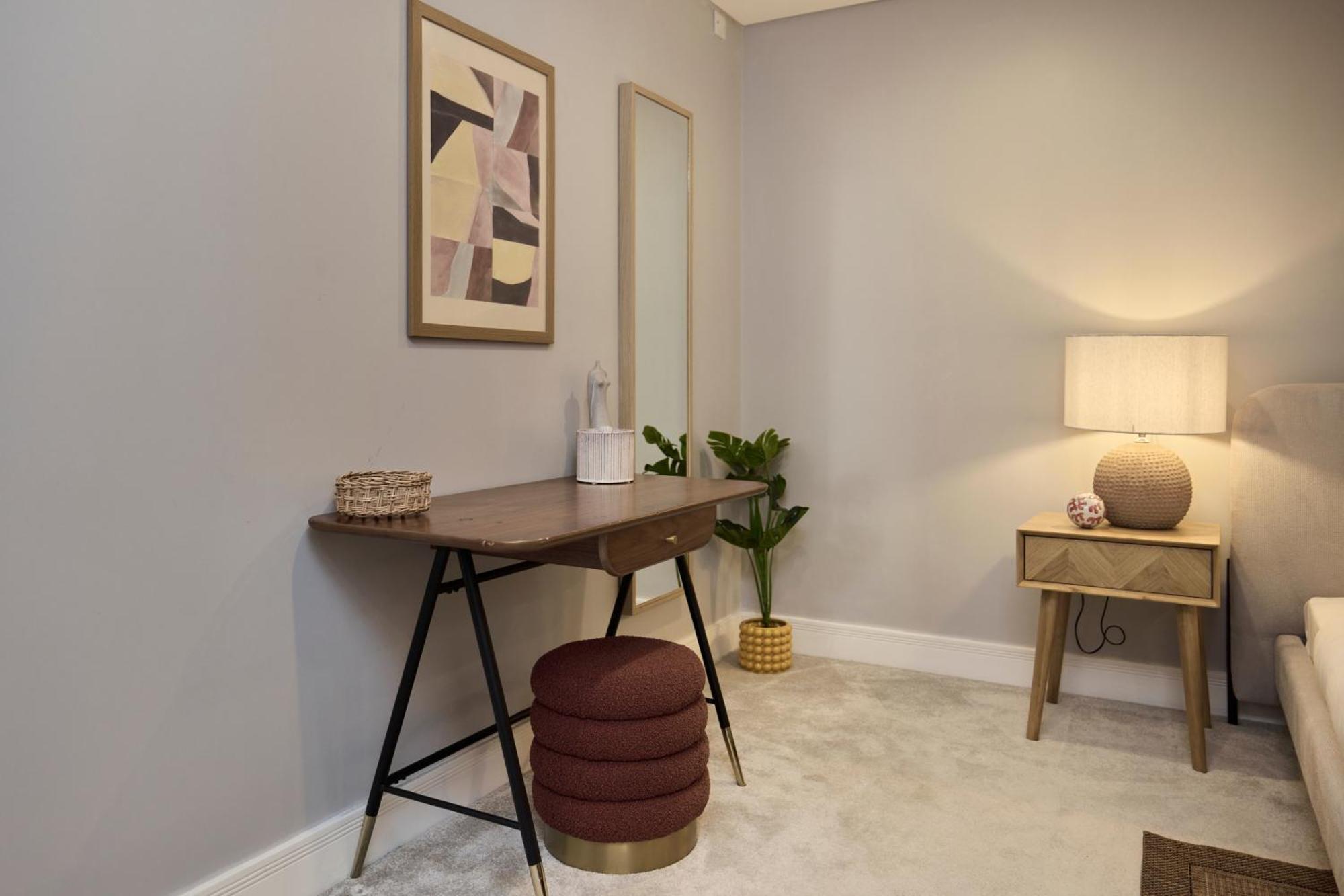 Apartment The Westbourne Park Place - Elegant 3bdr Flat
