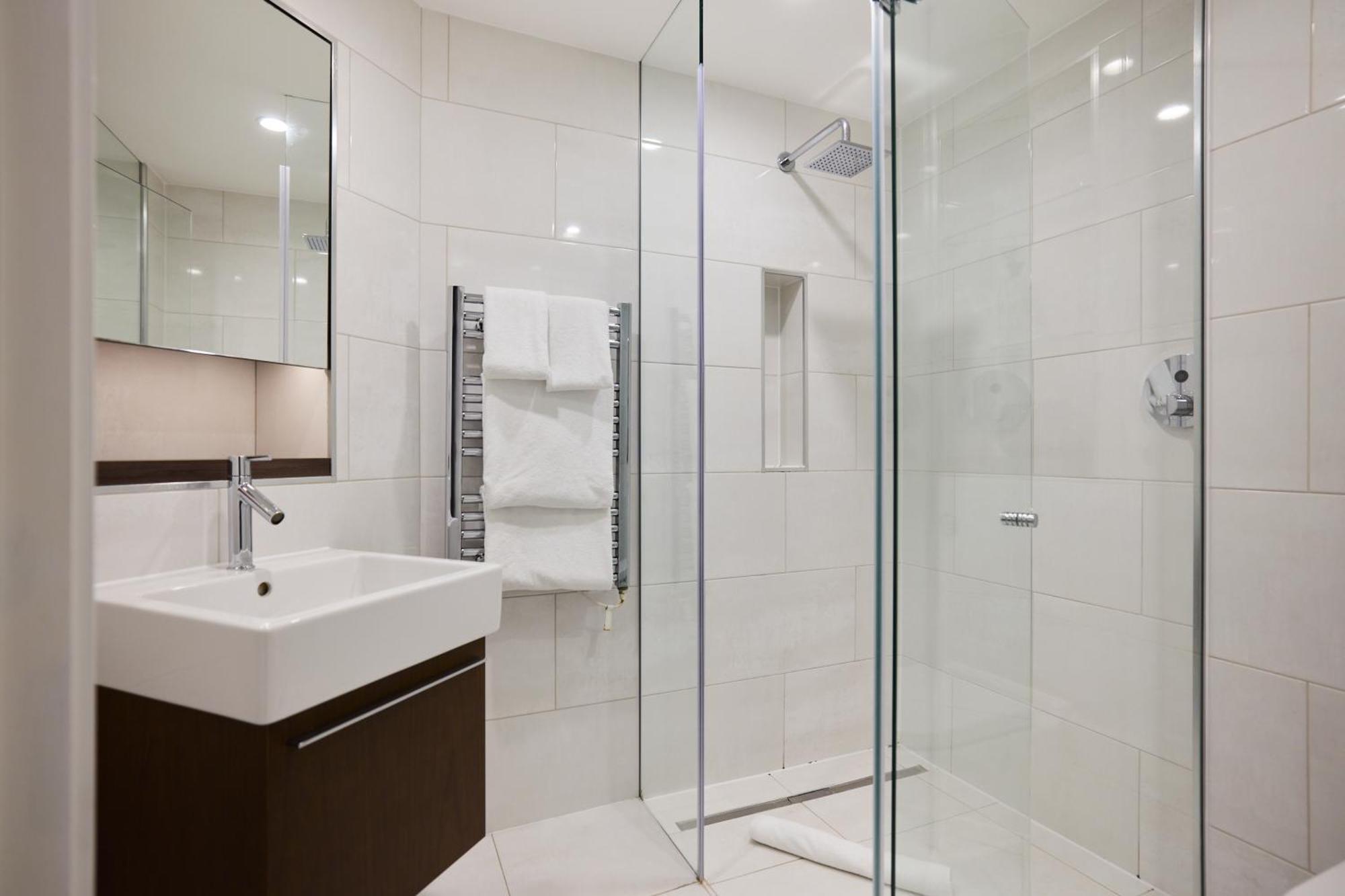 The Westbourne Park Place - Elegant 3bdr Flat Apartment *