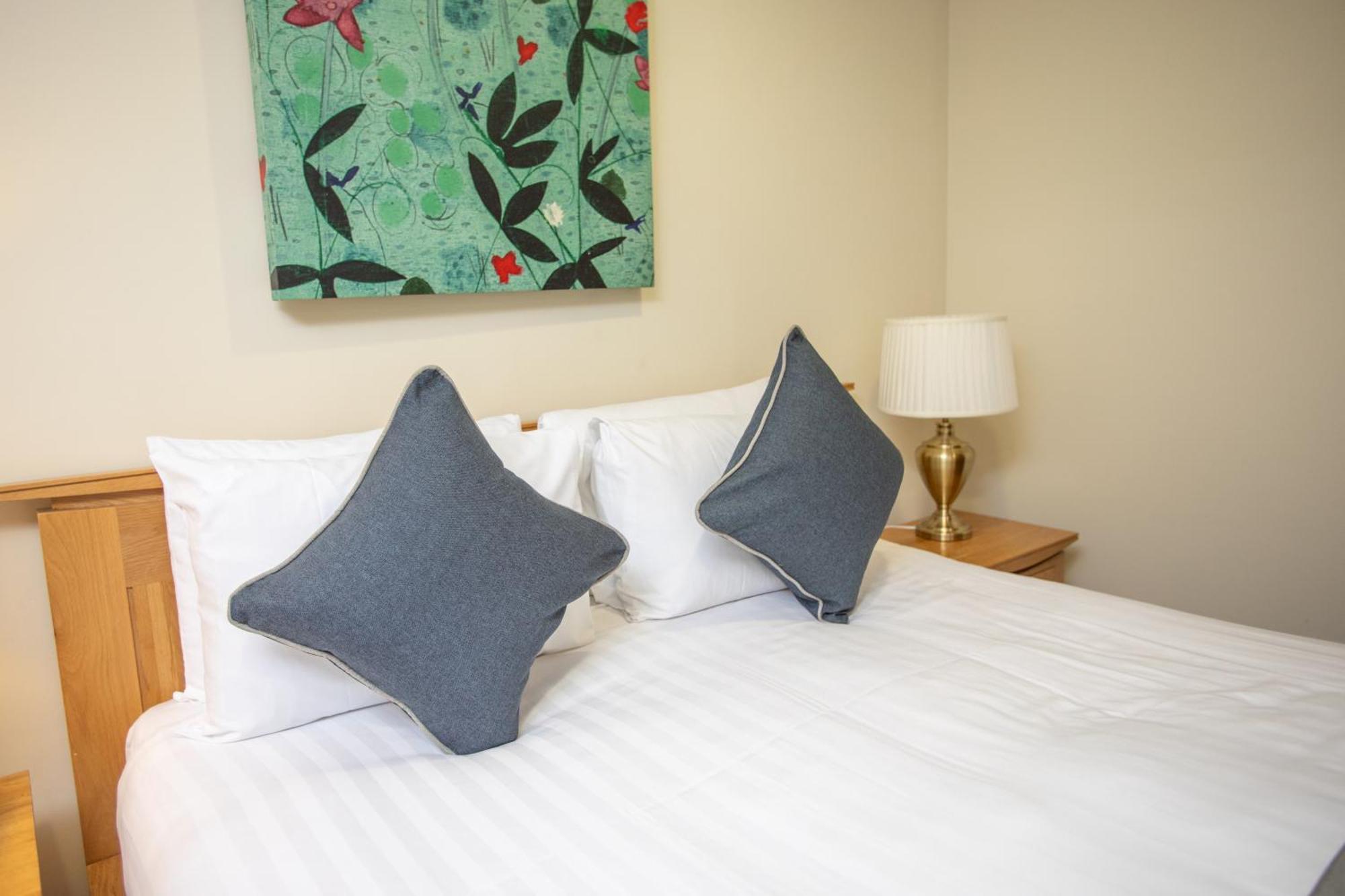Grand Plaza Serviced 4* London