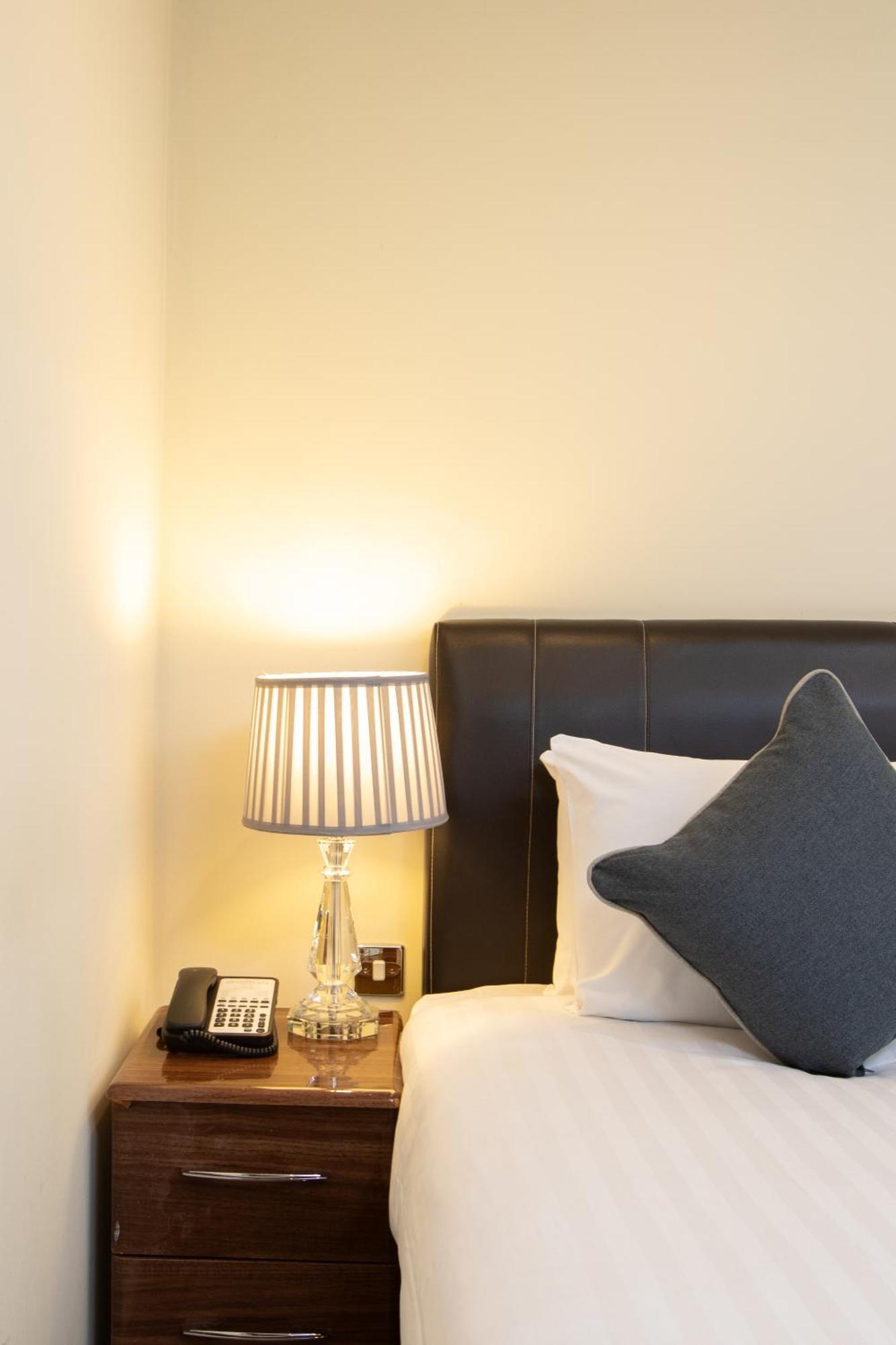 Grand Plaza Serviced 4* London