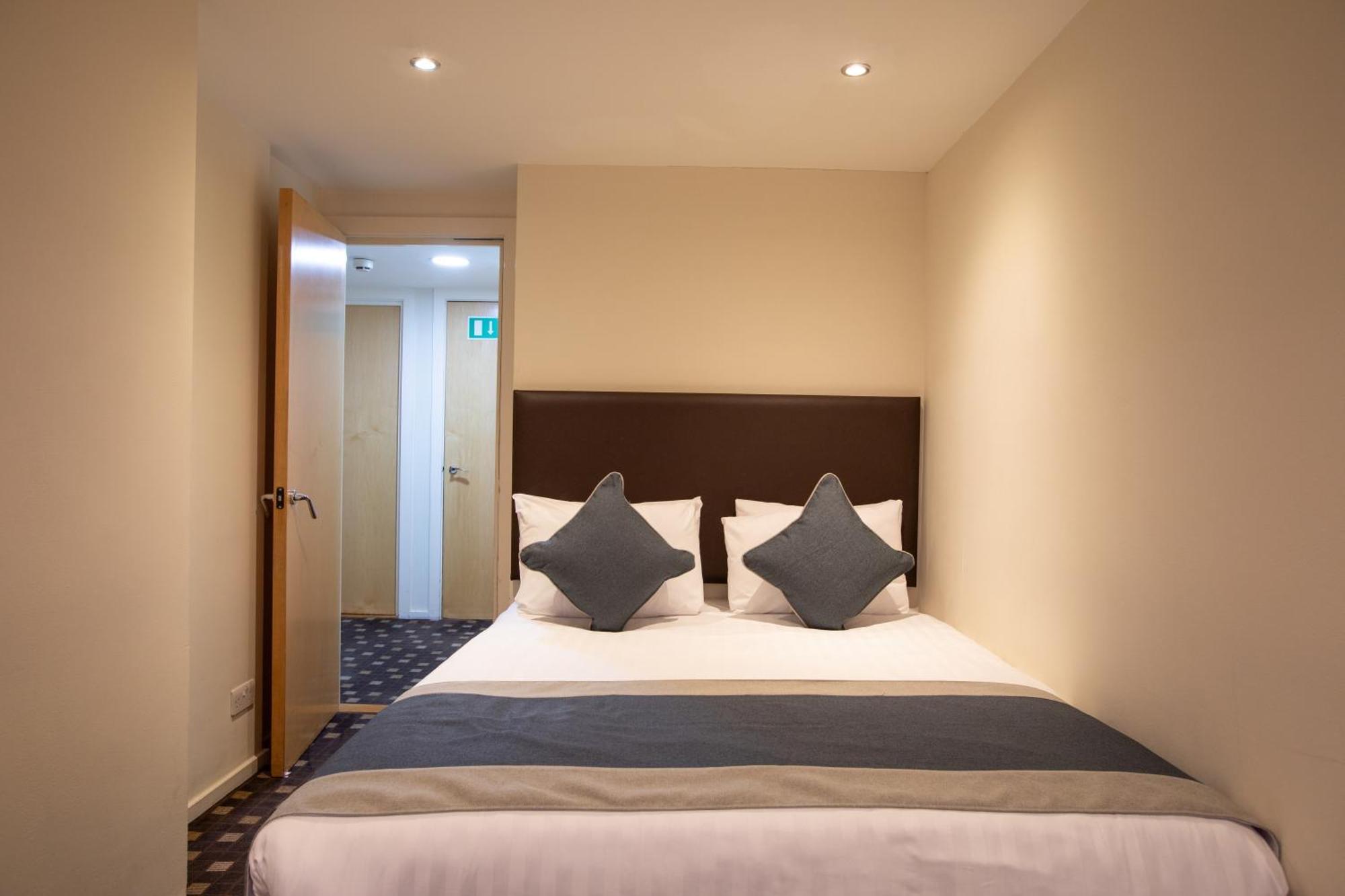 Aparthotel Grand Plaza Serviced