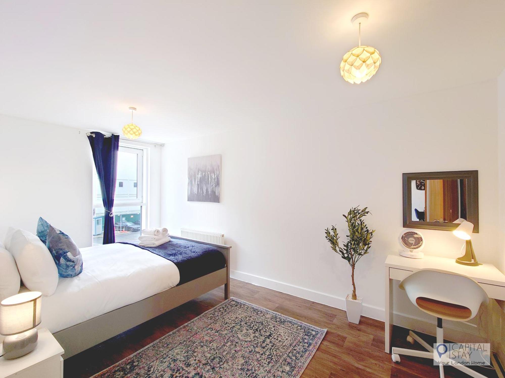 Two Bed Serviced By Docklands Appartamento