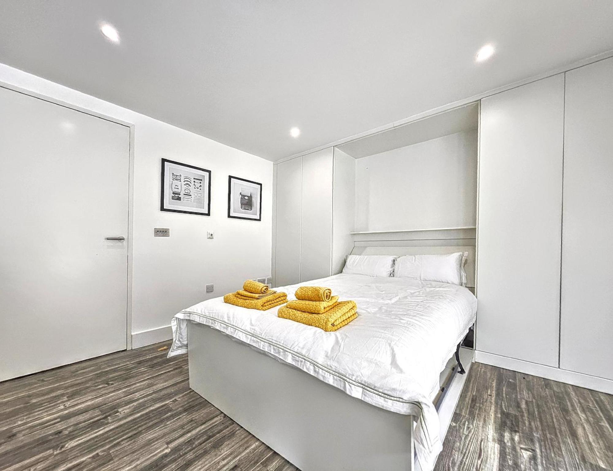 Waterside, Old Street, Angel, Entire Private Appartement Londres