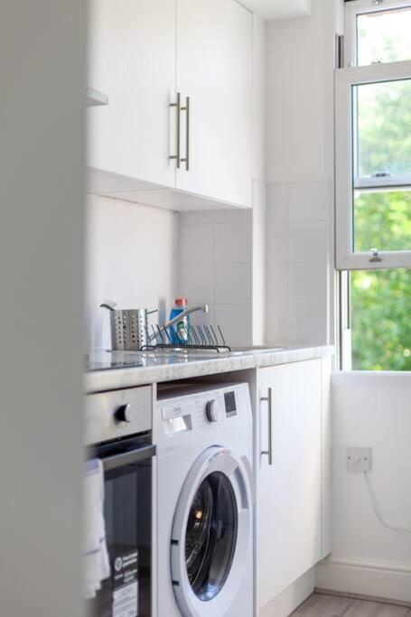 Lejlighed Stylish 2-bed By Tower Of *
