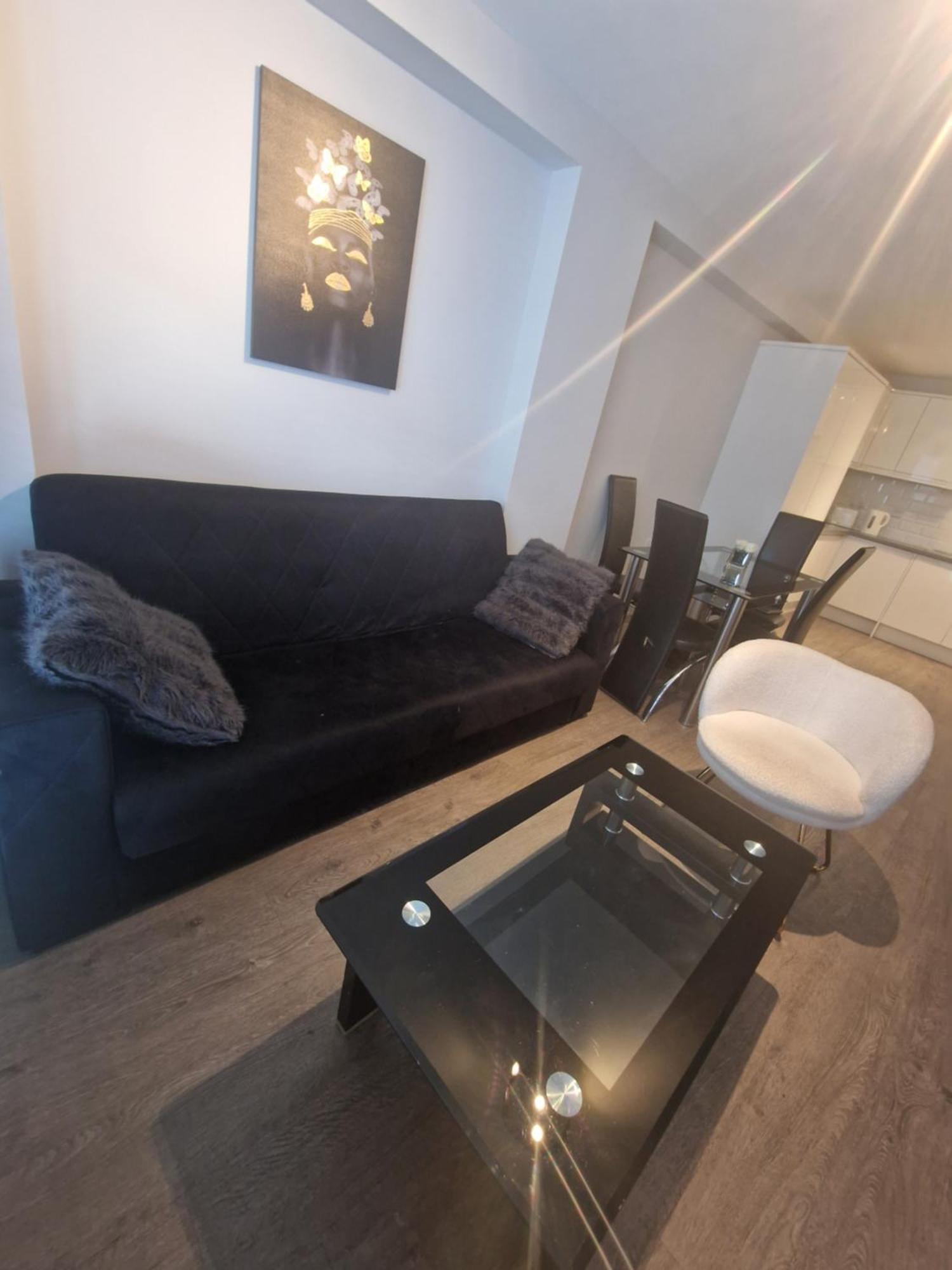 Aarons Riverview Luxury * Londra