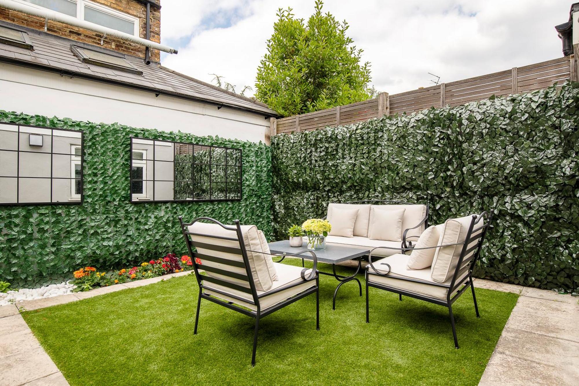 Lägenhet Luxurious 3 Bed Flat With Patio And Garden