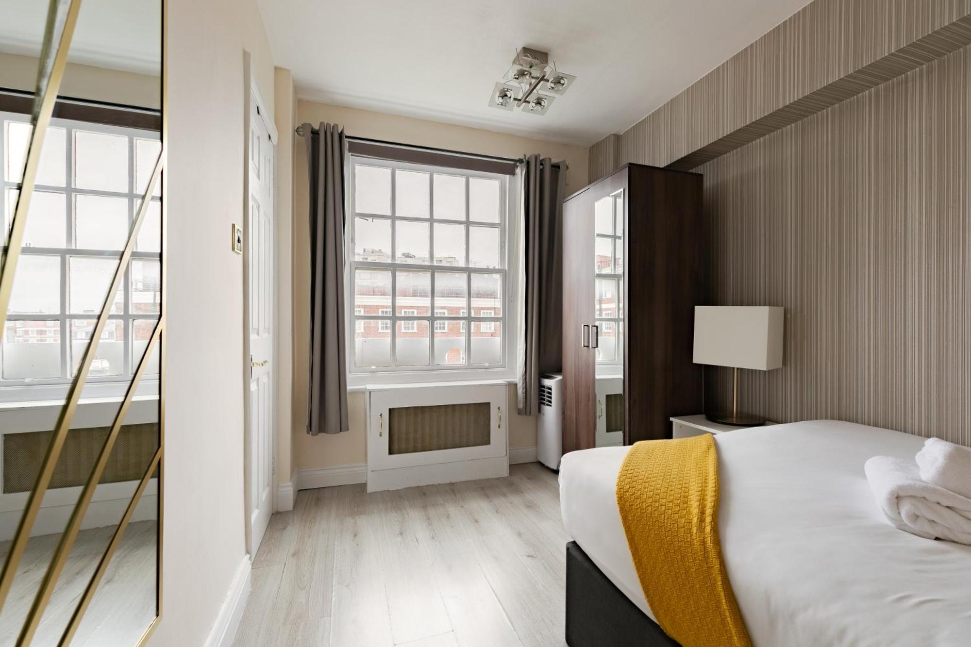 Elegant 3 Bedrooms Near Hyde Park&oxford St Appartement Londen
