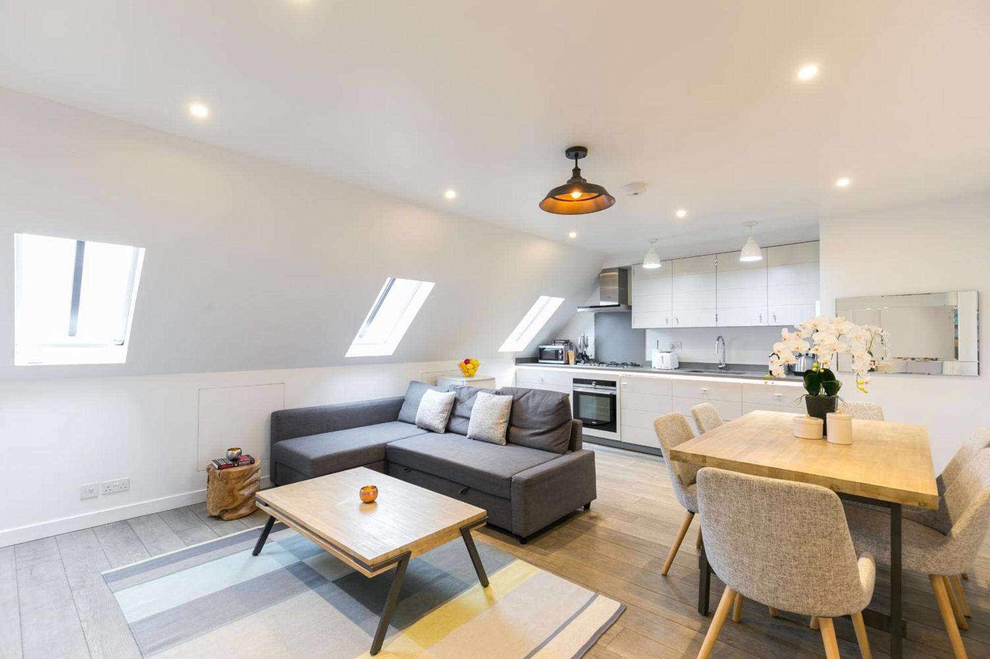 Urban Chic - Rathbone