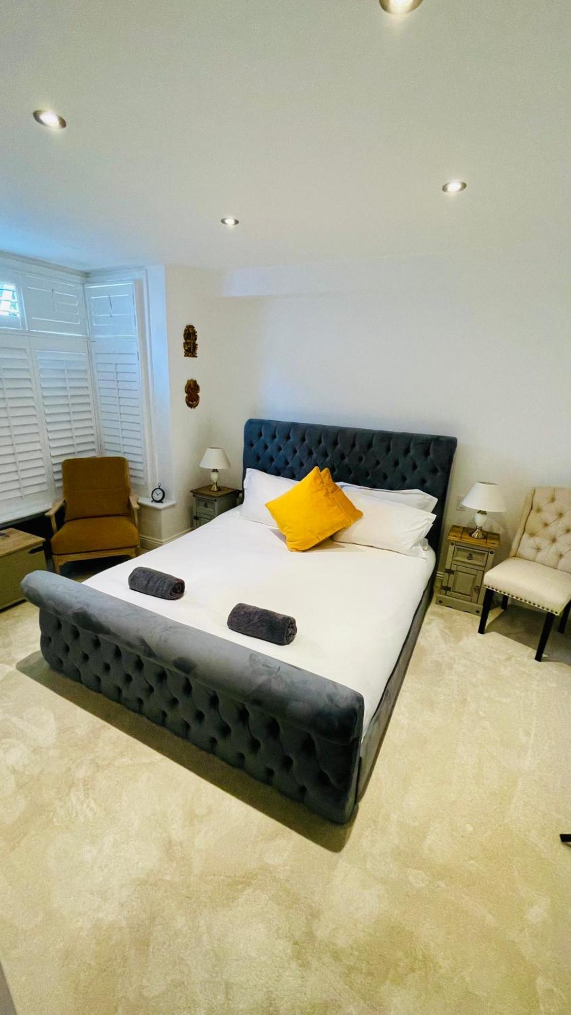 Leilighet Grass Court Terrace - Walking Distance From Wimbledon Championships London