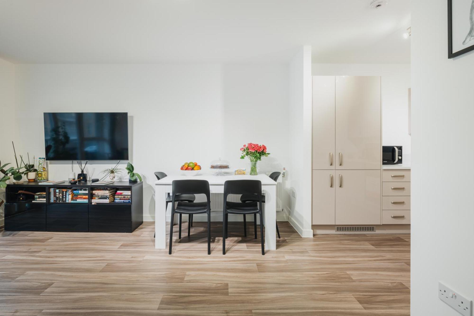 Rum i privatbostad Brixton Village Flat- Private En-suite Double Bedroom *