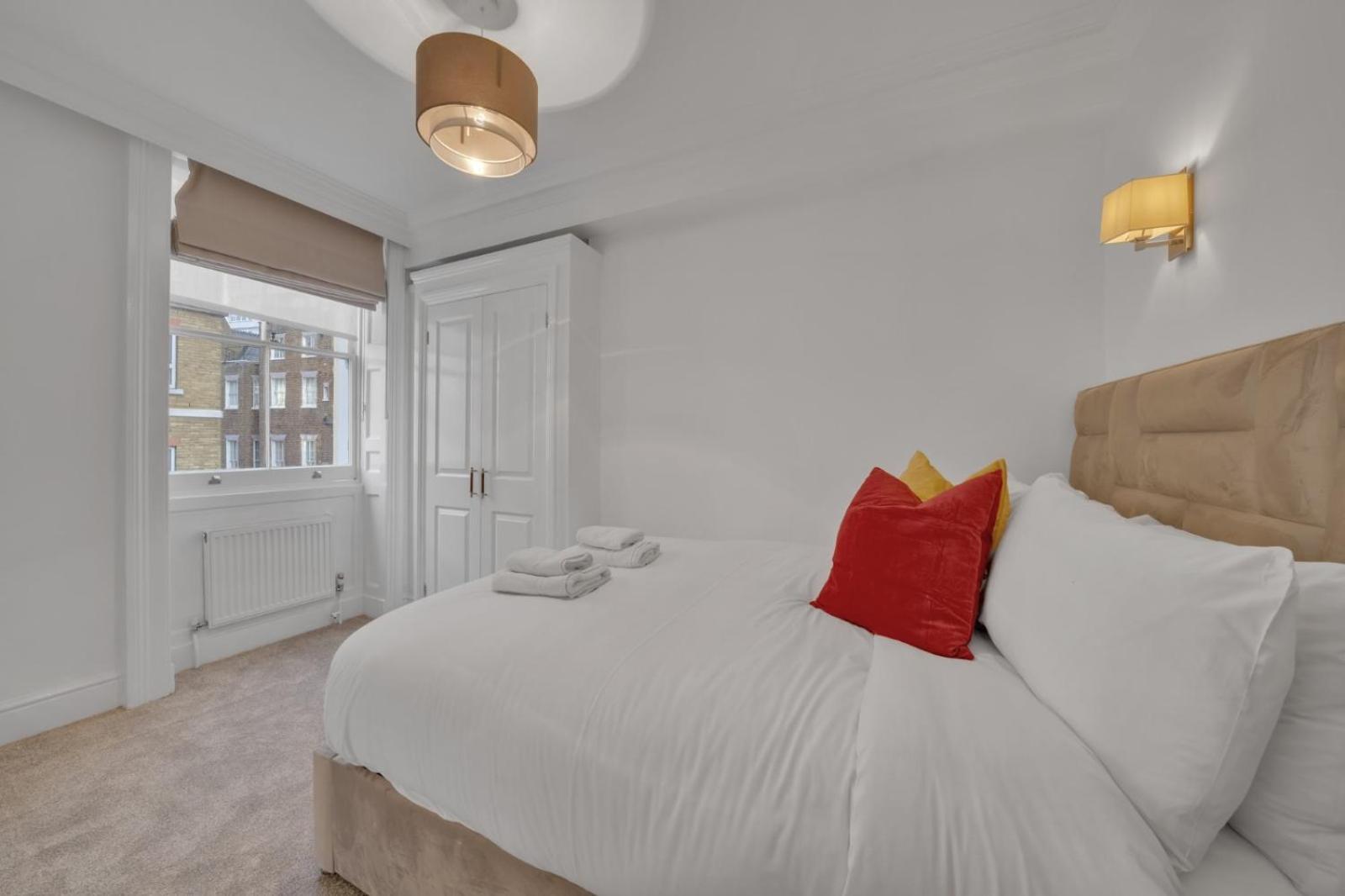 Apartment Mayfair Residences