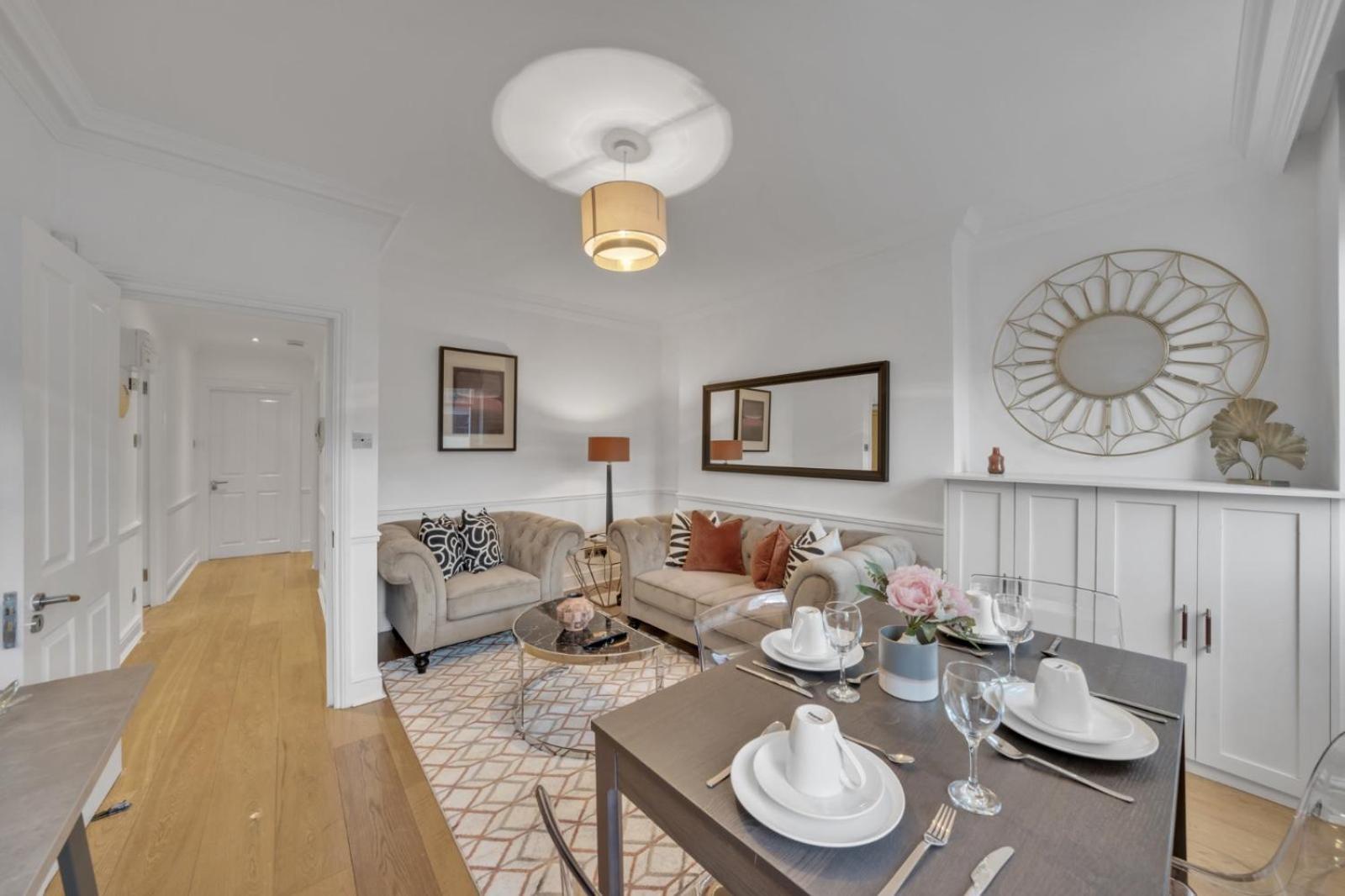 Apartment Mayfair Residences London