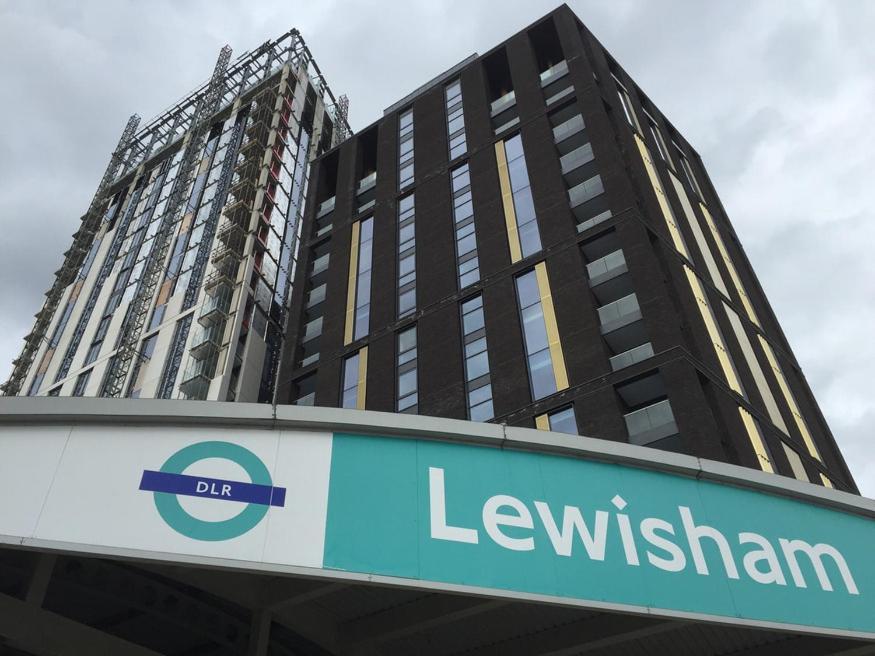 Modern 2 Bed Lewisham Catford - Perfect For Long *