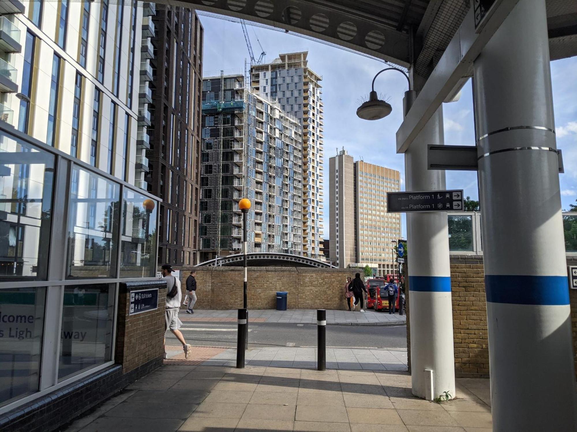 Modern 2 Bed Lewisham Catford - Perfect For Long Apartment *