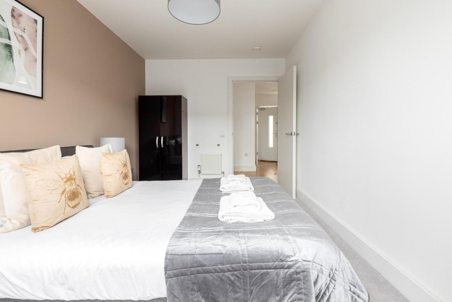 Modern 2 Bed Lewisham Catford - Perfect For Long Apartment London