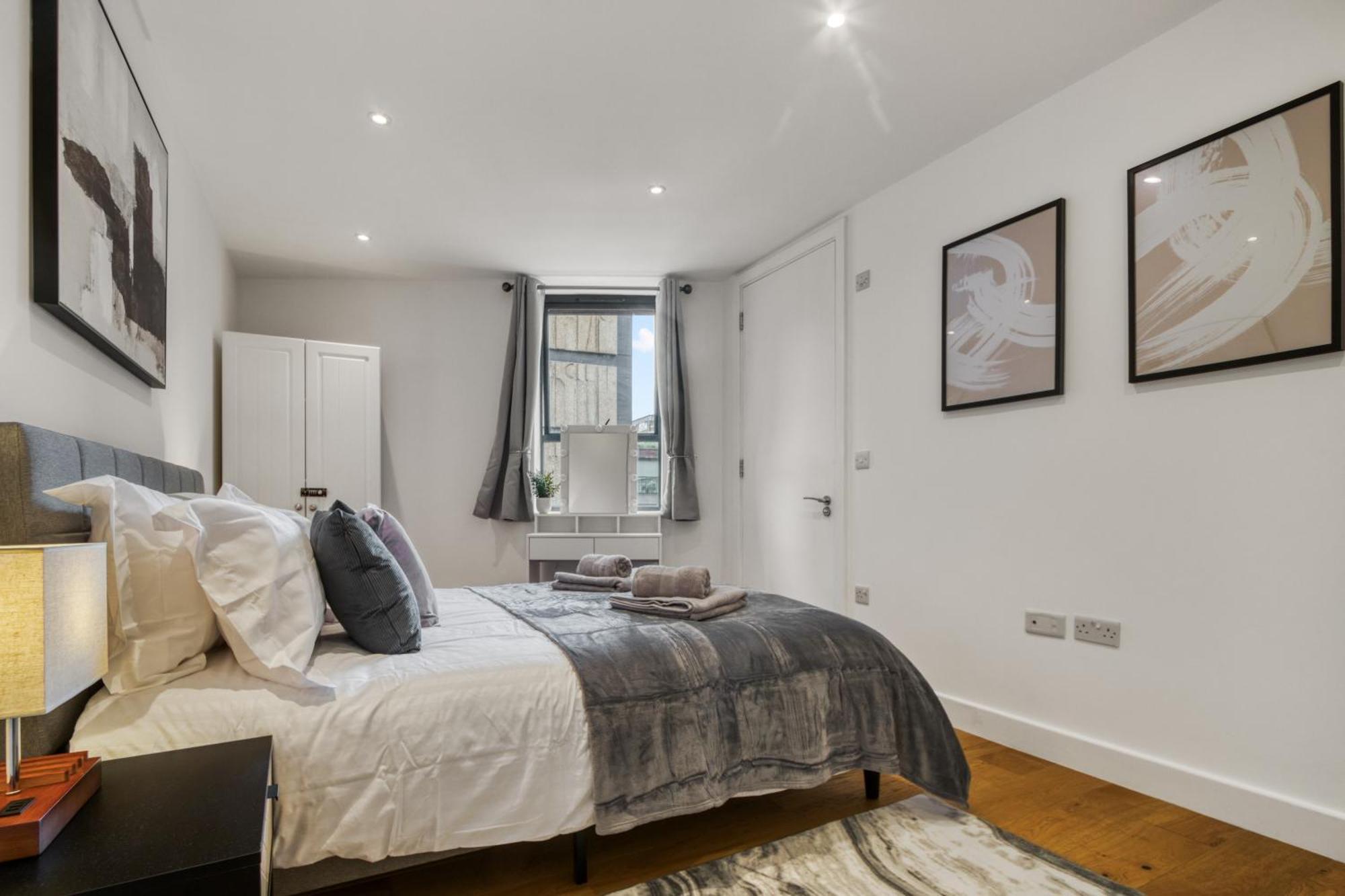 A Vibrant 2 Bed & 2 Bath In Old Street Zone 1 Londra
