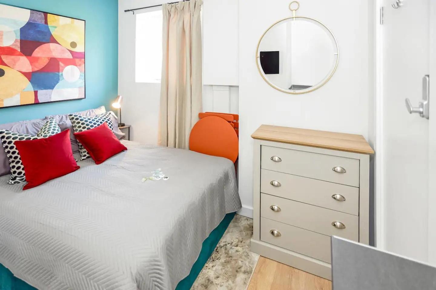Chic Ensuite - 10% Off - 3 Min To Trains -pass The Keys Lejlighed *