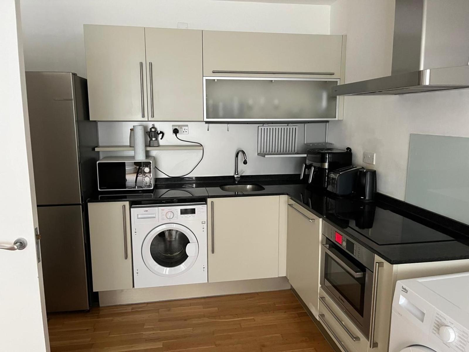 Spacious 3bedroom Flat In Paddington London
