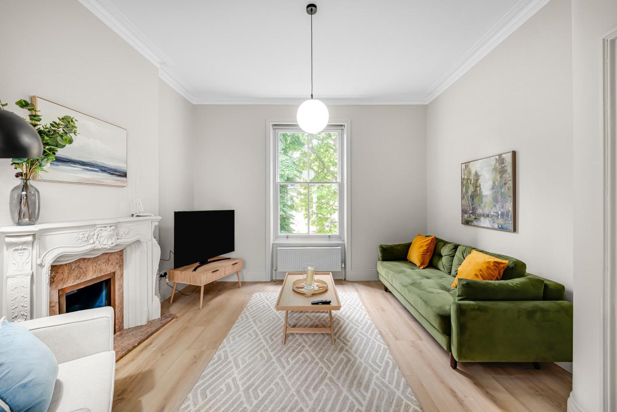 Luxury 3 Bed With Balcony In Kensington Olympia Appartement Londres