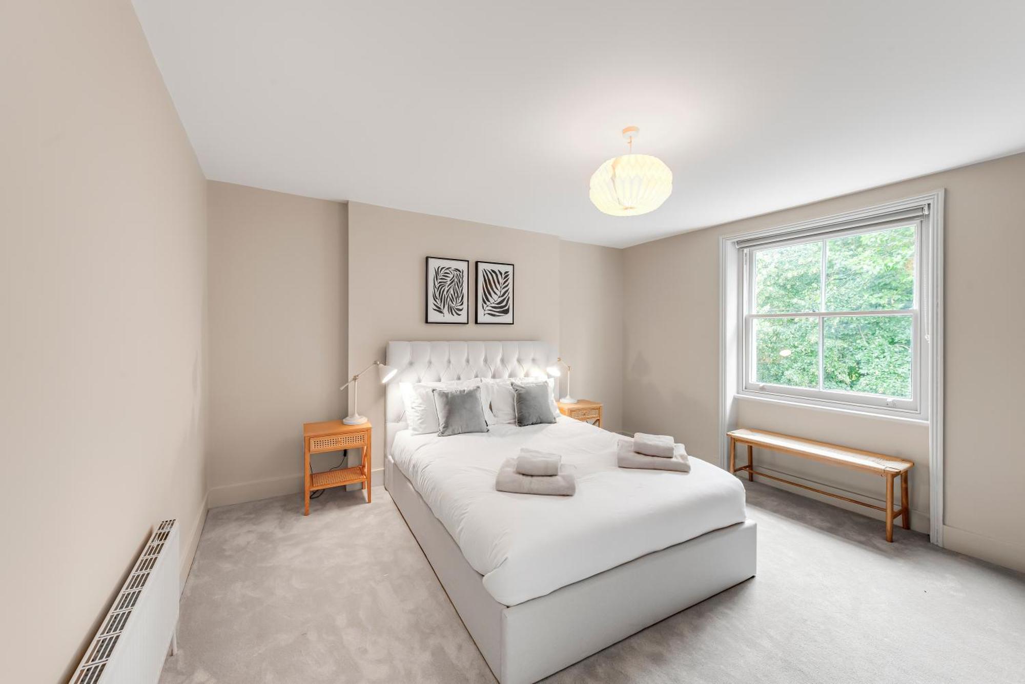Luxury 3 Bed With Balcony In Kensington Olympia Appartement Londres
