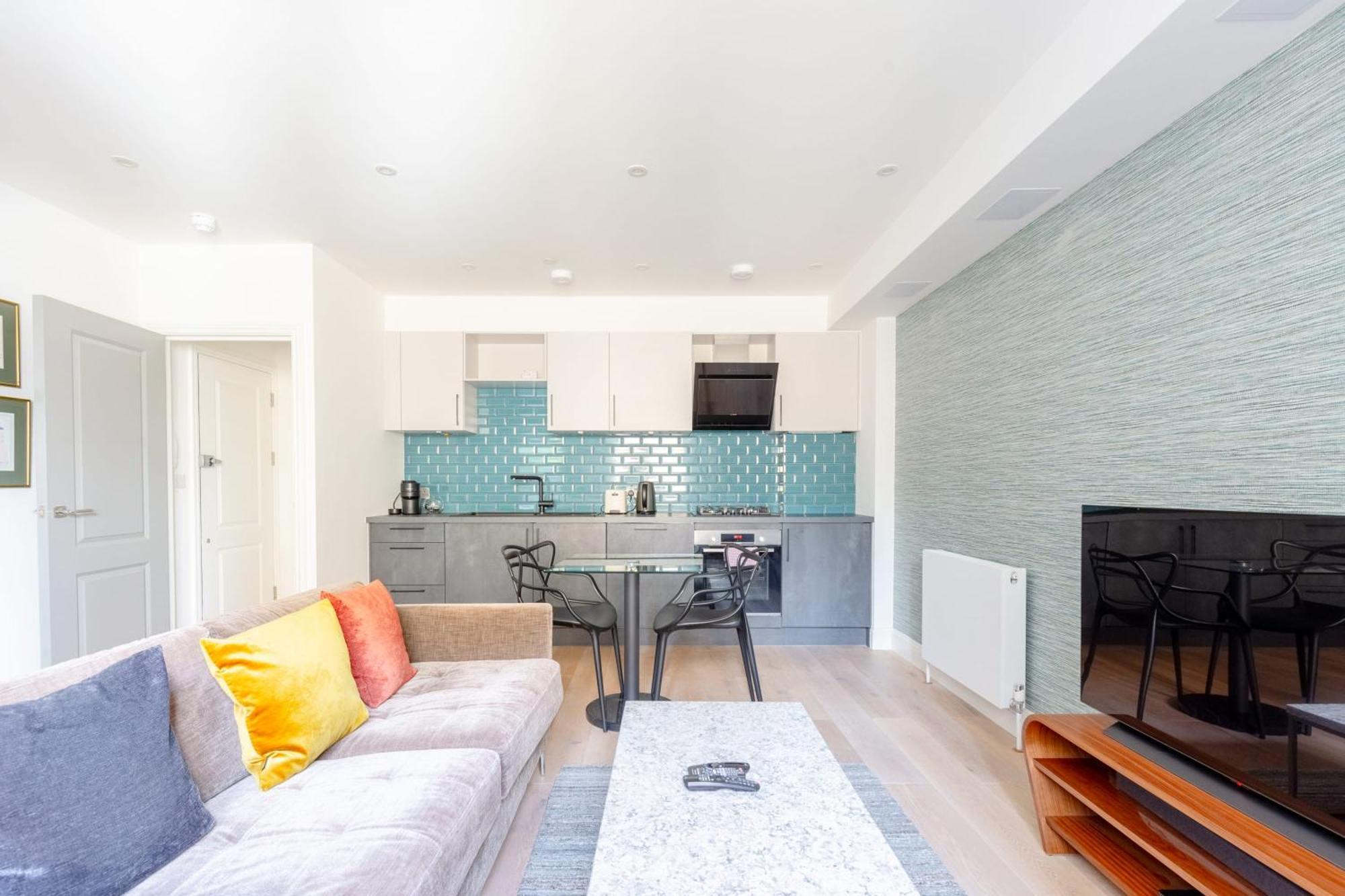 Lägenhet Refurbished Kensington With Balcony Near Tube