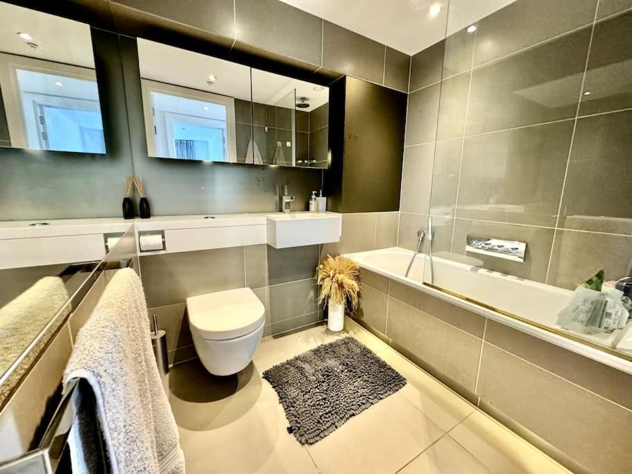 Lägenhet Battersea Power Station River View 2bed 2bath London