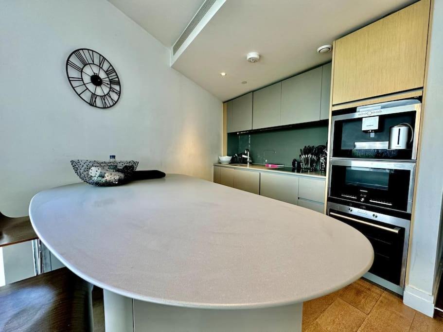 Lägenhet Battersea Power Station River View 2bed 2bath London