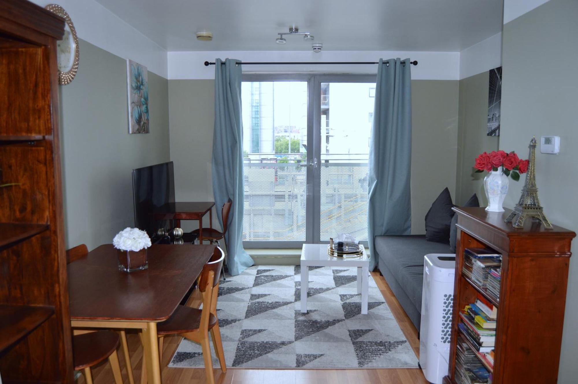 Appartement Entire Next To Canary Wharf In