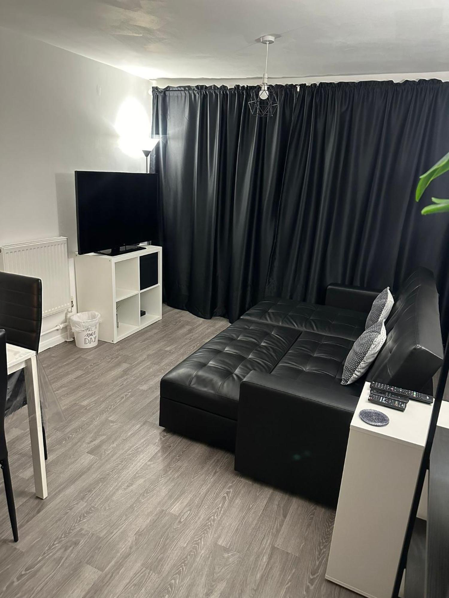 ˈpesfəl Appartement *