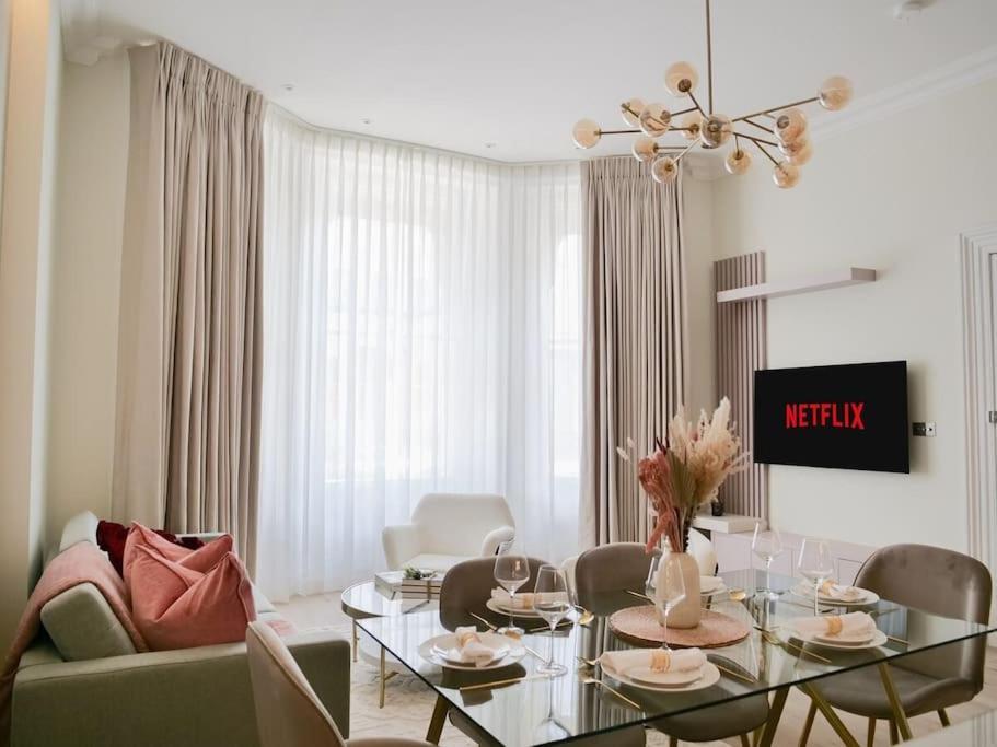 Lägenhet Stylish 2 Bed Flat On The Iconic Gloucester Road
